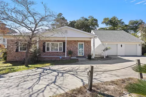 4406 Lakeside Dr, Little River, SC 29566