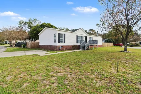 464 Waccamaw Pines Dr, Myrtle Beach, SC 29579