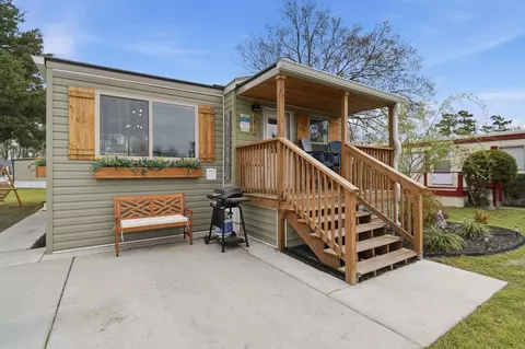 1413 Circle Dr, North Myrtle Beach, SC 29582