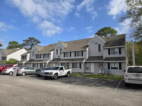 500 Fairway Village Dr #H3, Myrtle Beach, SC 29588