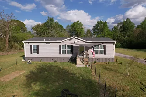 1336 Earle Rd, Andrews, SC 29510