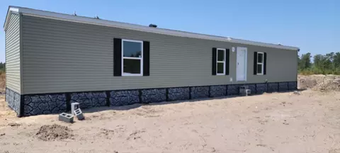 5600 Joyner Swamp Rd, Galivants Ferry, SC 29544