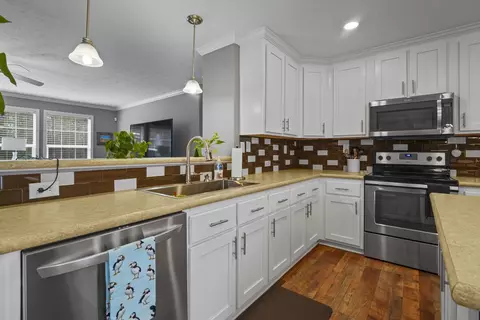 Kitchen - 1141 Merrymount Dr, Conway, SC 29526 photo 2 of 8