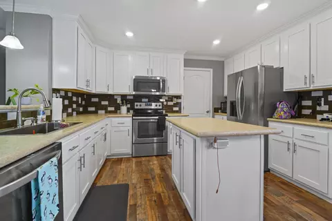 Kitchen - 1141 Merrymount Dr, Conway, SC 29526 photo 1 of 8