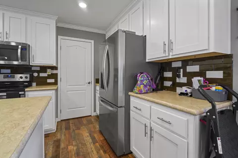 Kitchen - 1141 Merrymount Dr, Conway, SC 29526 photo 3 of 8