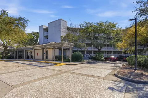 415 Ocean Creek Dr #2318, Myrtle Beach, SC 29572