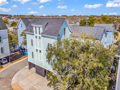 111 Tidal Creek Dr, Murrells Inlet, SC 29576