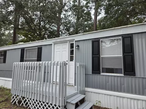 495 Clubhouse Rd, Murrells Inlet, SC 29576