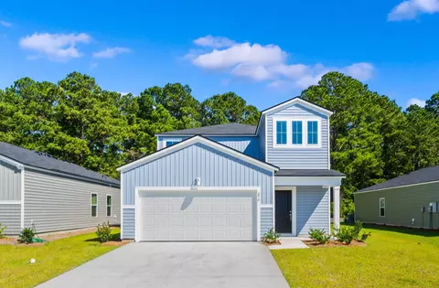 608 Runaway Train Dr, Loris, SC 29569