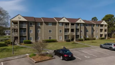 380 Myrtle Greens Dr #F, Conway, SC 29526
