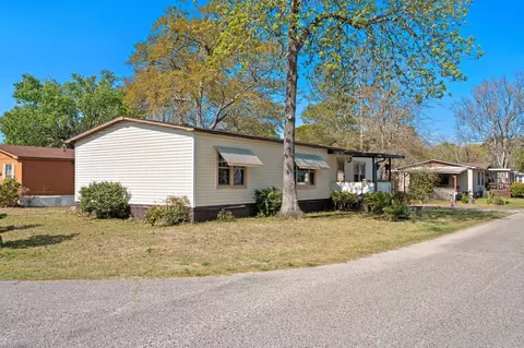 100 Crooked Island Cir, Murrells Inlet, SC 29576