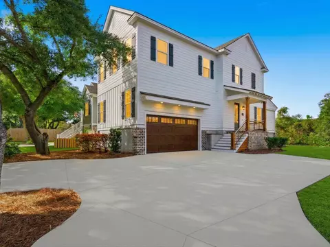 5068 S First St, Murrells Inlet, SC 29576