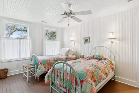 Bedroom - 44 Hook Dr, Pawleys Island, SC 29585 photo 16 of 17