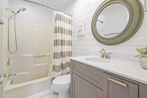 Bath - 718 7th Ave N, Surfside Beach, SC 29575 photo 3 of 3