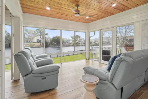 Exterior - 718 7th Ave N, Surfside Beach, SC 29575 photo 4 of 10