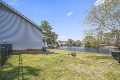 Exterior - 718 7th Ave N, Surfside Beach, SC 29575 photo 6 of 10