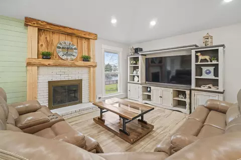 Living - 718 7th Ave N, Surfside Beach, SC 29575 photo 1 of 4