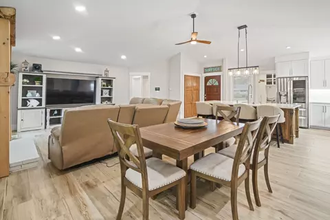 Dining - 718 7th Ave N, Surfside Beach, SC 29575 photo 2 of 2