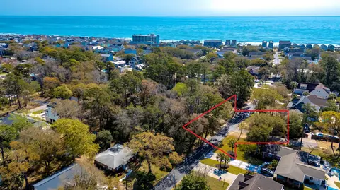 410 14th Ave N, Surfside Beach, SC 29575