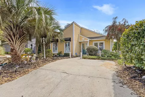 124 Dogwood Pl, North Myrtle Beach, SC 29582