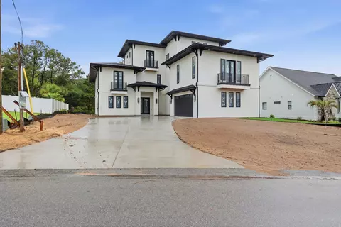 918 Strand Ave, North Myrtle Beach, SC 29582