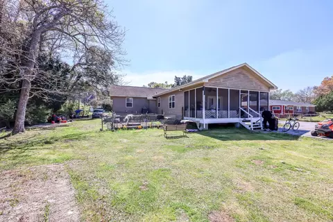Exterior - 57 Jacobs Ave, Georgetown, SC 29440 photo 2 of 10