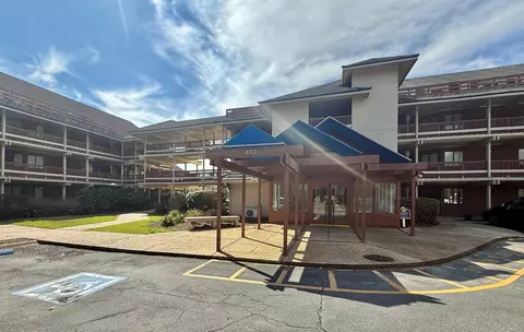 410 Melrose Pl #206, Myrtle Beach, SC 29572