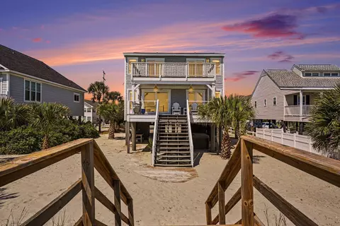 903 S Waccamaw Dr, Murrells Inlet, SC 29576