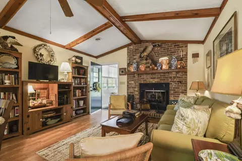 Living - 417 Frederick Dr, Georgetown, SC 29440 photo 1 of 1