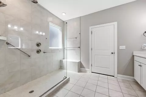 Bath - 844 Gammon Dr, Myrtle Beach, SC 29579 photo 4 of 4