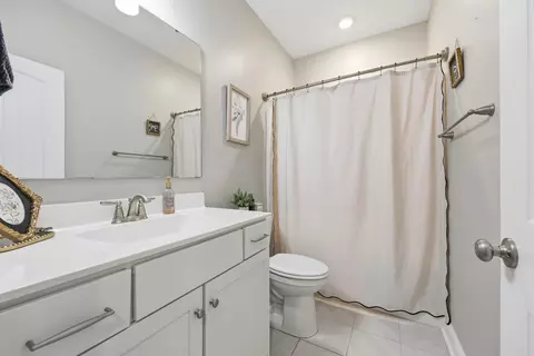 Bath - 844 Gammon Dr, Myrtle Beach, SC 29579 photo 3 of 4