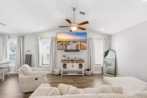 Living - 844 Gammon Dr, Myrtle Beach, SC 29579 photo 2 of 2
