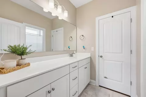 Bath - 844 Gammon Dr, Myrtle Beach, SC 29579 photo 1 of 4