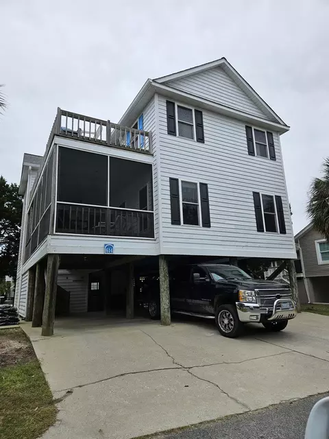 614 Scarborough Ave, Pawleys Island, SC 29585
