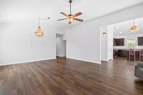 Living - 418 Archer Ct, Conway, SC 29526 photo 7 of 8