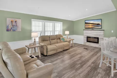 465 Sandpebble Dr, Surfside Beach, SC 29575 photo 5