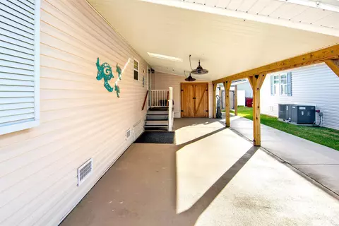 465 Sandpebble Dr, Surfside Beach, SC 29575 photo 4