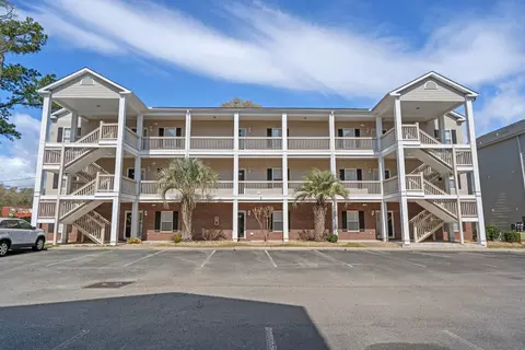 1058 Sea Mountain Hwy #202, North Myrtle Beach, SC 29582