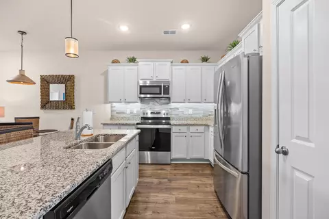 Kitchen - 178 Sea Shell Dr #178, Murrells Inlet, SC 29576 photo 3 of 6