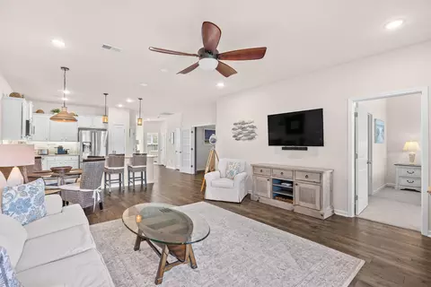 Living - 178 Sea Shell Dr #178, Murrells Inlet, SC 29576 photo 7 of 7