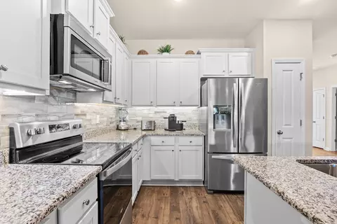 Kitchen - 178 Sea Shell Dr #178, Murrells Inlet, SC 29576 photo 5 of 6