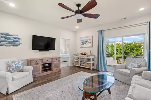 Living - 178 Sea Shell Dr #178, Murrells Inlet, SC 29576 photo 5 of 7