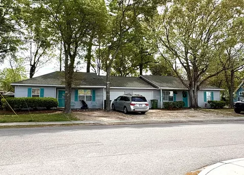 13 S Poplar Dr, Surfside Beach, SC 29575