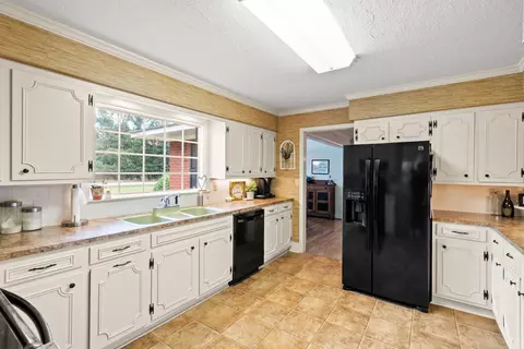 Kitchen - 4867 Bluff Rd, Mullins, SC 29574 photo 2 of 2