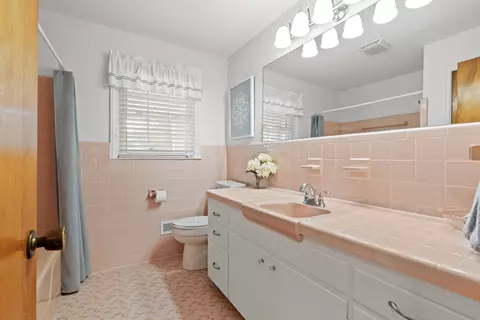 Bath - 4867 Bluff Rd, Mullins, SC 29574 photo 1 of 3