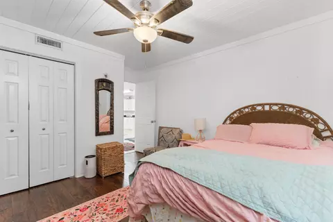 Bedroom - 519 3rd Ave S, Surfside Beach, SC 29575 photo 4 of 10