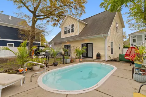 Exterior - 519 3rd Ave S, Surfside Beach, SC 29575 photo 3 of 8