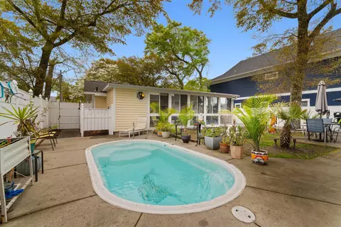 Exterior - 519 3rd Ave S, Surfside Beach, SC 29575 photo 7 of 8