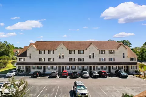 510 Fairwood Lakes Dr #17-P, Myrtle Beach, SC 29588