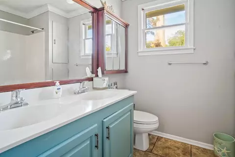 Bath - 328 16th Ave S, Surfside Beach, SC 29575 photo 2 of 4